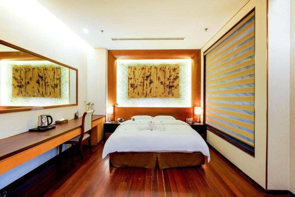 Suzhou Phoenix Hotspring Resort Zhangjiagang Екстериор снимка
