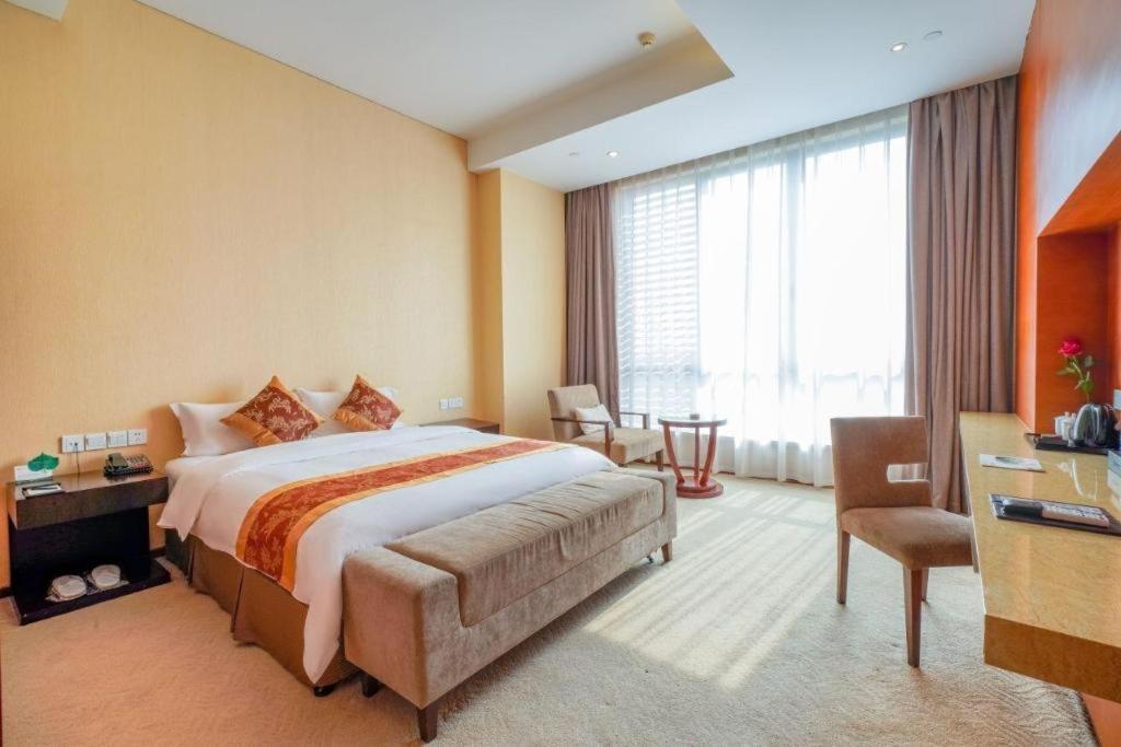Suzhou Phoenix Hotspring Resort Zhangjiagang Екстериор снимка