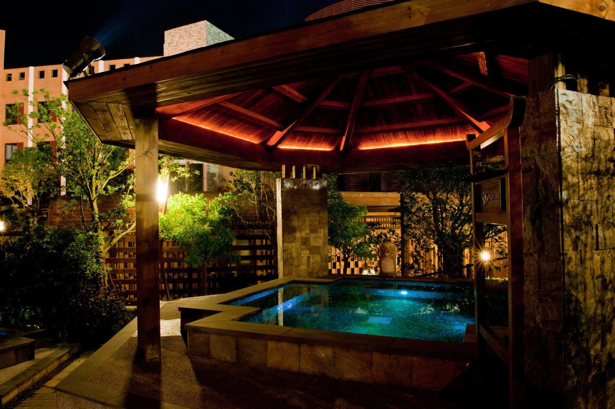 Suzhou Phoenix Hotspring Resort Zhangjiagang Екстериор снимка