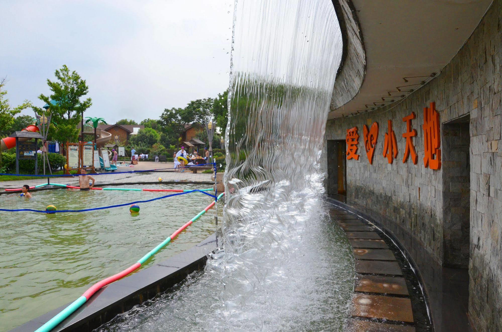 Suzhou Phoenix Hotspring Resort Zhangjiagang Екстериор снимка