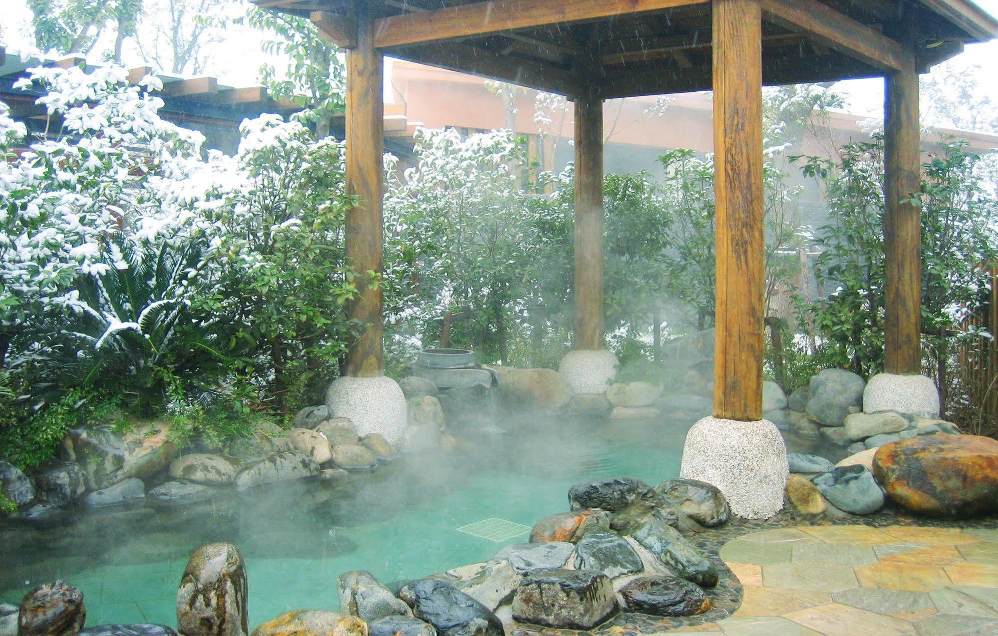 Suzhou Phoenix Hotspring Resort Zhangjiagang Екстериор снимка