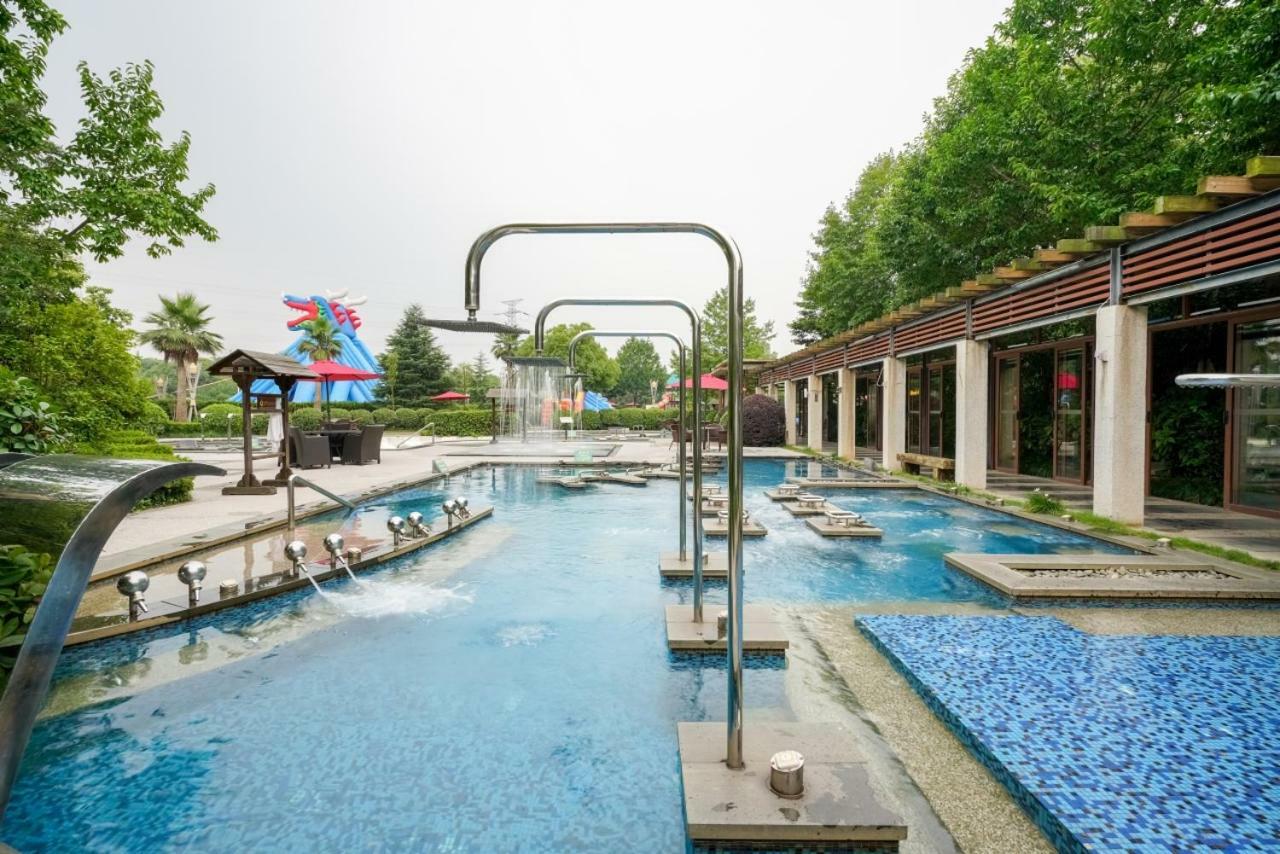 Suzhou Phoenix Hotspring Resort Zhangjiagang Екстериор снимка